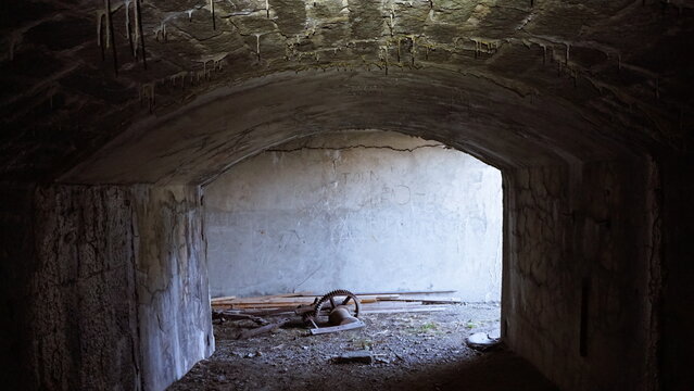 Le Fort du Replaton in Modane: Abandoned Fortress in the Swiss Alps