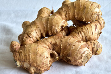 A little ginger goes a long way! Packed with antioxidants and anti-inflammatory properties, this spicy root is a natural remedy and flavor booster.