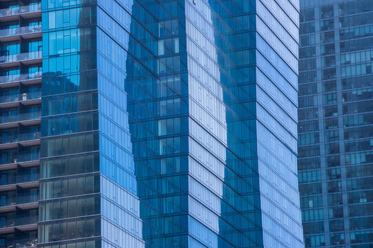 Modern glass building architecture in Downtown Chicago.