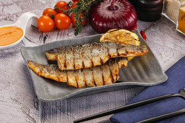 Grilled seabass fillet with lemon