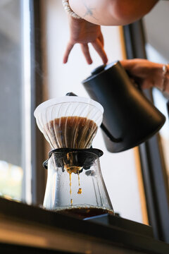 coffee brew with V60