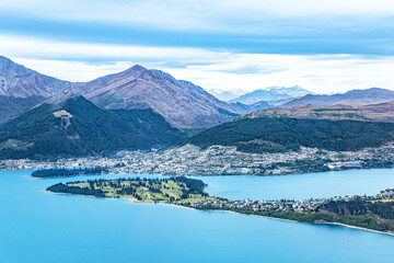 Fototapeta premium Lake Wakatipu, Queenstown, Otago, South Island, New Zealand, Oceania.
