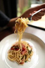 Stir-Fried Spaghetti With Dried Chili And Crispy Baco