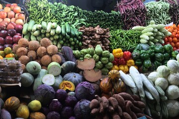 vegetables and fruits showcasing on market	