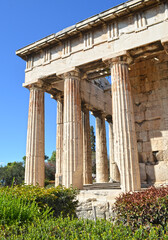 Fototapeta premium Greek temple facade with colonnade