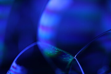 purple bubbles, fluid background, plasma, fluid movement, red sphere, smooth movement, one bright line in the dark background	