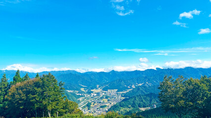 高原から見える夏の風景　新潟県　湯沢高原スキー場