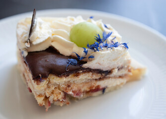 cream with chocolate