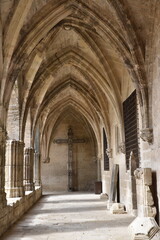 Cloître de la cathédrale Saint-Nazaire à Béziers. France	