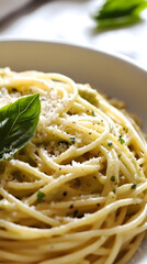 spaghetti with pesto sauce