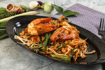 Pad Thai - noodle with prawn