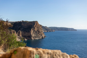 Naklejka premium paisaje de los acantilados de benitachell, alicante