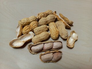 The best quality organic peanuts produced by local farmers