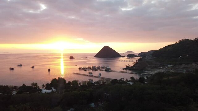 Labuan Bajo, Ost Nusa Tenggara, Flores, Indonesia, Southeast Asia.
Town Labuan Bajo at sunset, Flores, Indonesia.