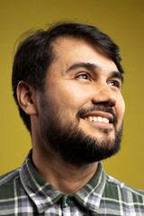 Obraz premium man looking away and smiling