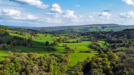 Scenic view of the valley in Peak District, United Kingdom