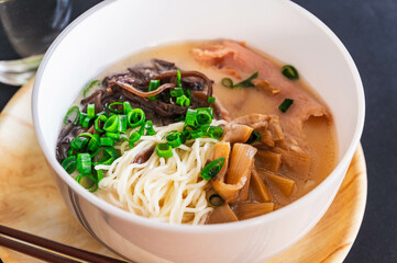 博多とんこつラーメン