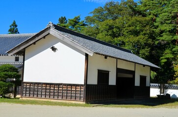 Obraz premium 岩村城跡 知新館の正門