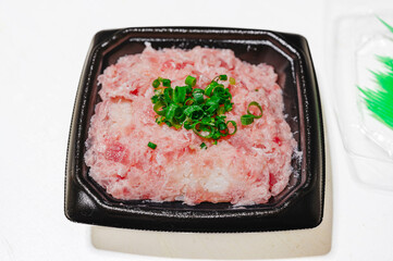 テイクアウトのネギトロ丼