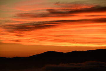 Obraz premium sunset in the mountains