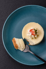 Sweet cheesecake tart with strawberries and mascarpone