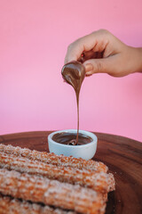 Churros caseiro com açucar e doce de leite 