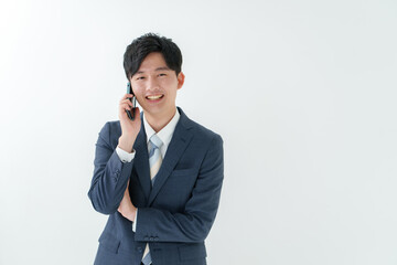 男性　スマートフォン