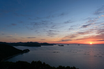 瀬戸内の夜明け　早朝播州赤穂で撮影
