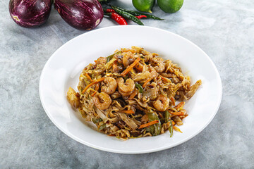 Pad thai - noodle with egg and prawn