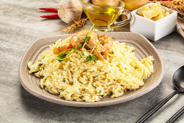 Italian pasta Orzo with prawn