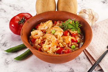 Italian pasta orzo with prawn