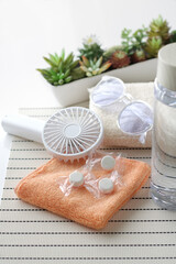 熱中症対策グッズの集合イメージ