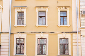 Exploring the Architectural Details of This Historic Buildings Unique Design and Beauty