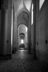 intérieur de l'église catholique de Plaimpied en Berry dans le centre d ela France en Europe 