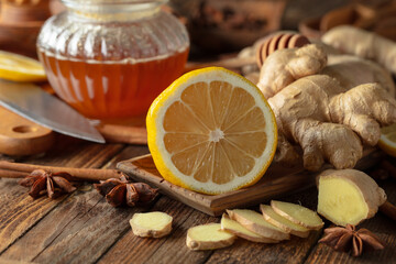 Ingredients for preparing ginger tea.