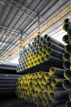 steel pipe product group square pipe Construction steel products such as black steel pipes, image ideas, examples of steel products.metal warehouse industry, 