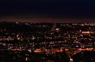 Naklejka premium Wuppertal bei Nacht