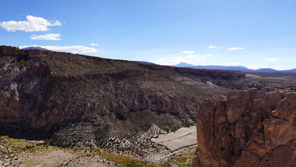 Obraz premium Anaconda Canyon in the Bolivian Andes.