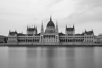 Fototapeta premium Beautiful Parliament in the city of Budapest, Hungary