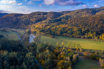 Obraz premium Dolina Popradu, Małopolska, Jesień 