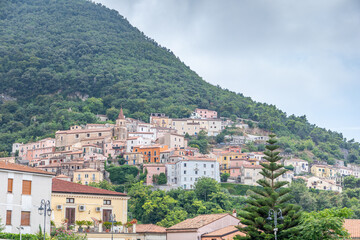Vue sur l'Église Sainte-Marie-Majeure et sur Maratea, Italie