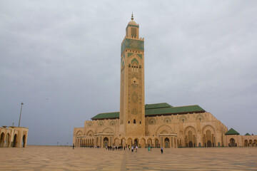 Fototapeta premium Hassan 2 mosque in a rainy day (2)