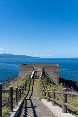 津軽海峡を望める無骨な展望台　青森県今別町・鋳釜崎展望台