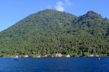 Indonesia Bunaken - View to Manadotua Island