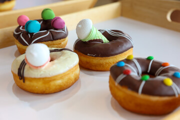 a donut dessert on display