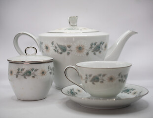 old collectible porcelain antiques