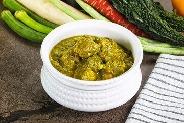 Indian cuisine - Chicken saagwala palak