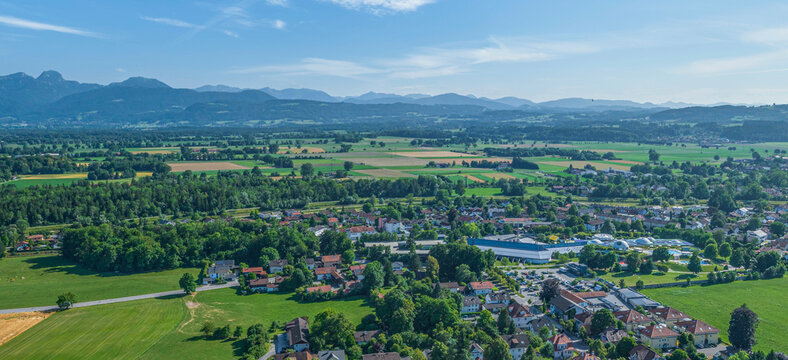 Die Kurstadt Bad Aibling in Oberbayern von oben