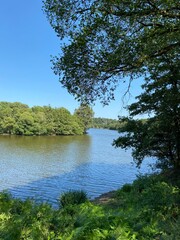 Lac de la Vouraie vend&eacute;e