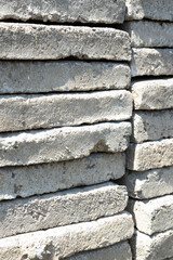 The monumental silence of the construction site